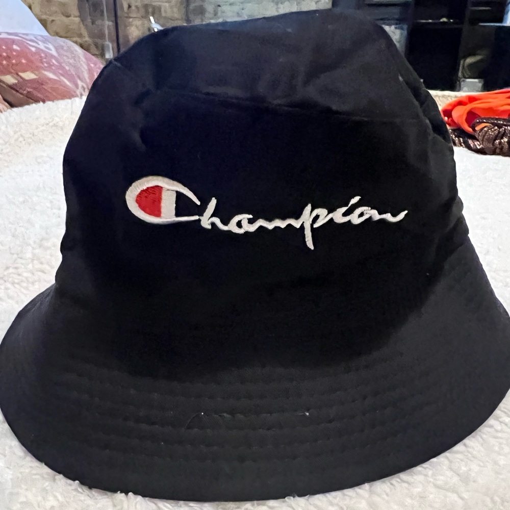 Champion bucket hat
